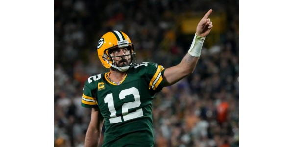 Aaron Rodgers tillkännager officiellt att han går med i New York Jets Aaron Rodgers tillkännager officiellt att han går med i New York Jets